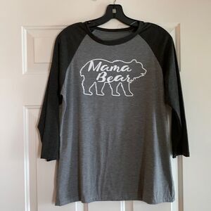 Extra-large graphic T-shirt “Mama bear”